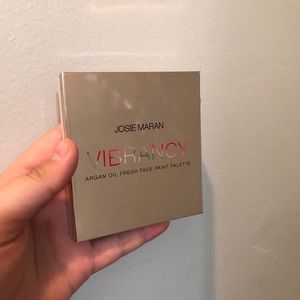 Josie Maran Vibrancy palette